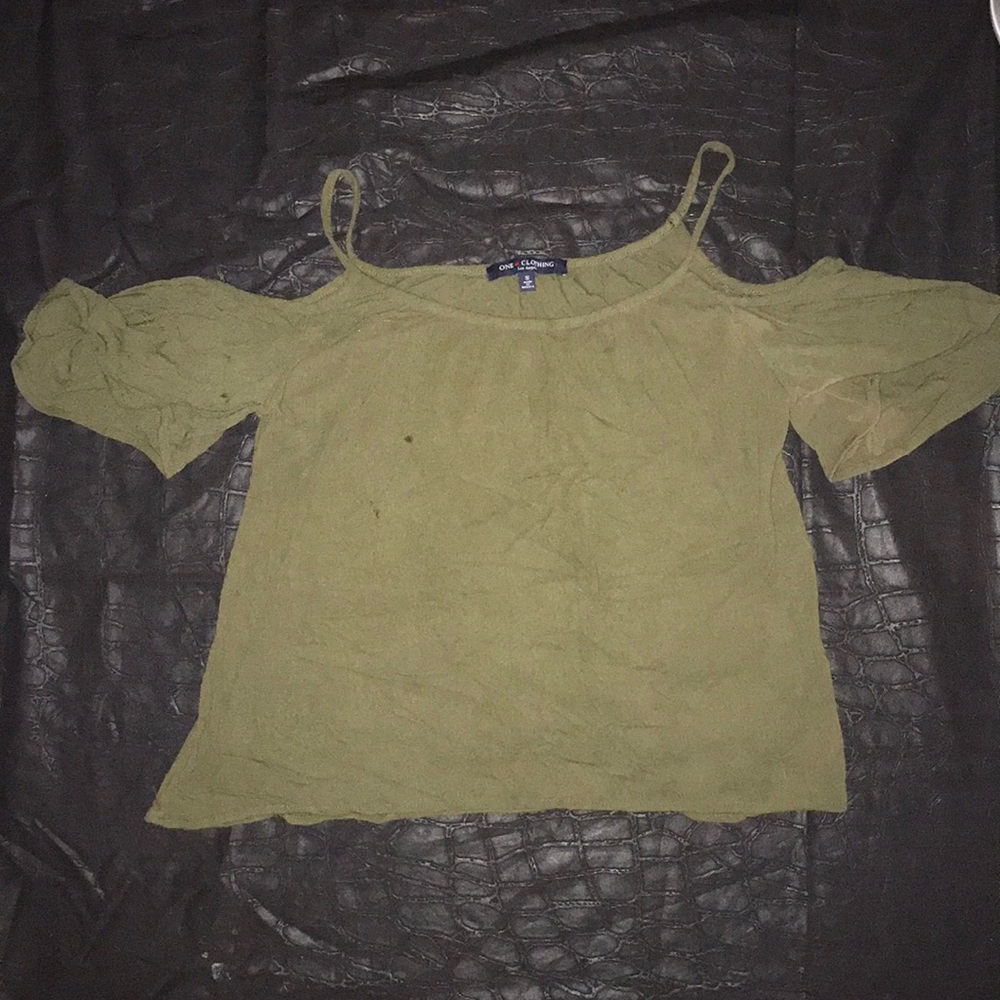Women’s shirt